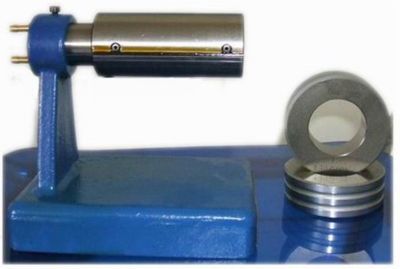 活塞銷(xiāo)孔氣內(nèi)測(cè)量裝置